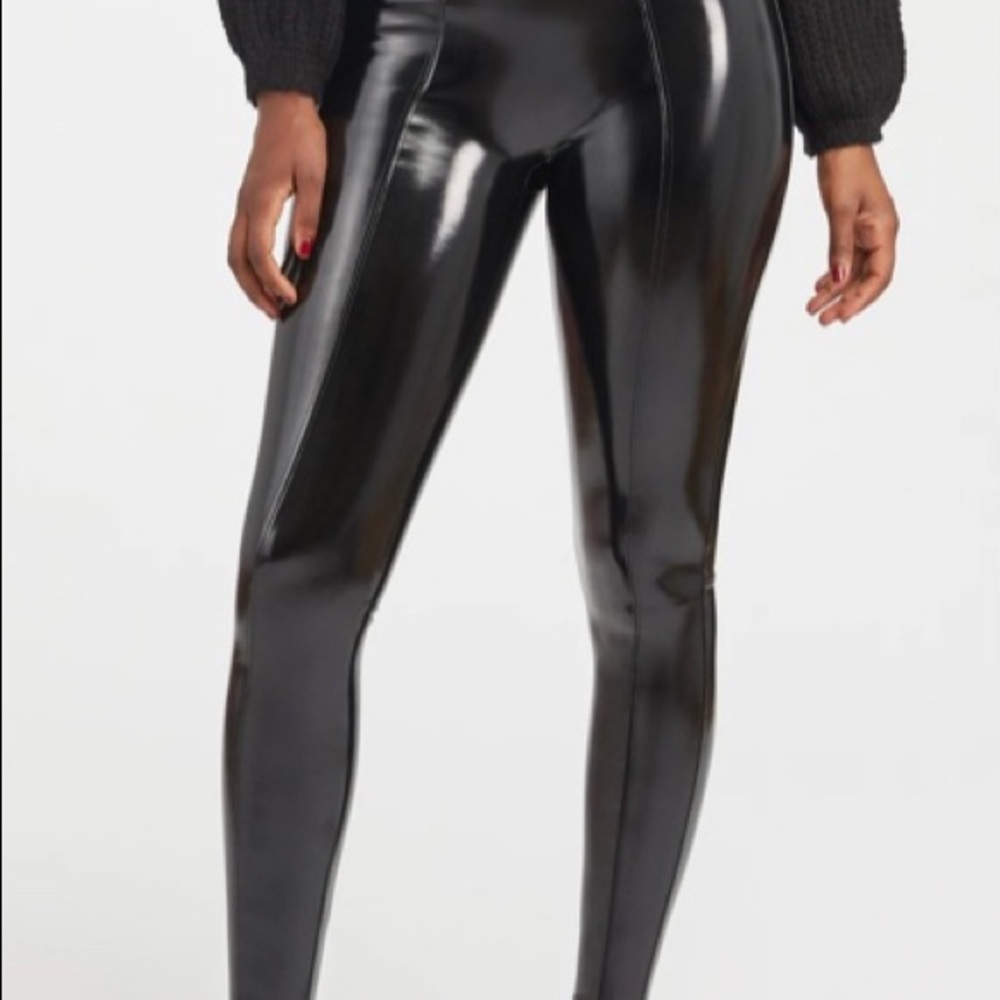 Spanx Faux Patent Leather Leggings size M